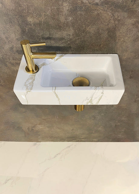 Wiesbaden One Pack Mini-Rhea Links Fontein Carrara