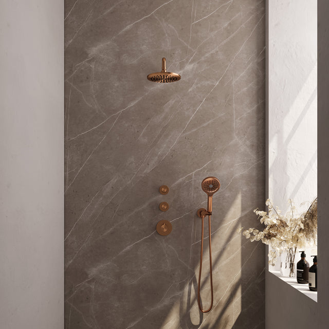 Brauer Copper Carving Thermostatische Inbouw Regendouche Set 09 Met 20 Cm Douchekop En Gebogen Muurarm En 3-Standen Handdouche En Doucheslang En Wandaansluitbocht Koper Geborsteld Pvd